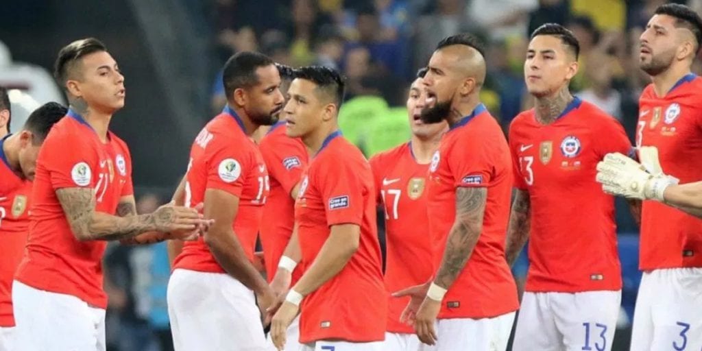 "No hay amistoso" Selección Chilena apoyando las protestas en su país