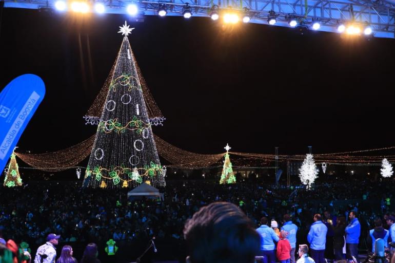 ¡Se prendió la Navidad en Bogotá! Vea la inauguración de las luces