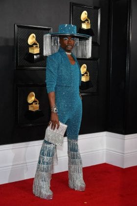Mostrando nalga y más looks extravagantes en la alfombra roja de los Grammy 2020